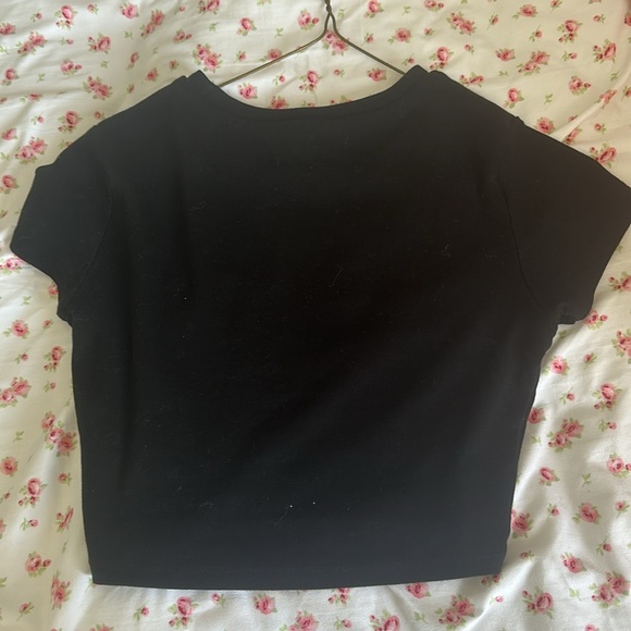 Garage Stormi Tee - Picture 4 of 5